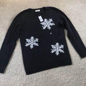 NWT LOFT snowflake sweater size medium